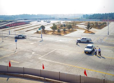 ��Ϫ��Уѵ������