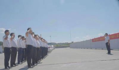 ���ƽ���Ա����